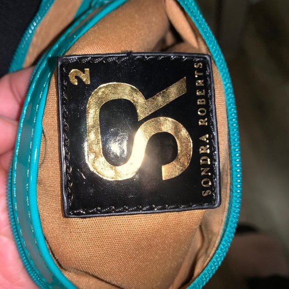 Sondra Roberts | Crossbody Satchel Purse - Picture 14 of 14